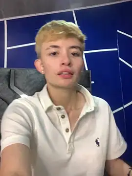 nico 18x online show from February 2025 02:55:01 AM