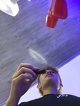 nico 18x online show from February 2025 07:38:01 PM