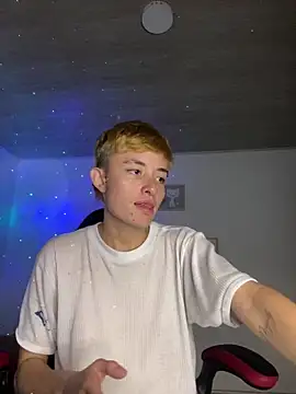 nico 18x online show from February 2025 05:26:02 AM