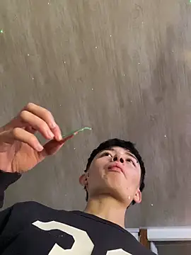 nico 18x online show from March 2025 09:51:01 PM