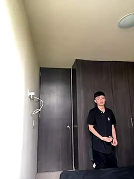 nico 18x online show from October 2025 07:03:01 PM