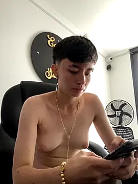 nico 18x online show from November 2025 06:54:01 PM