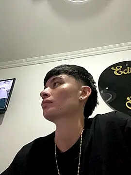 nico 18x online show from November 2025 10:57:02 PM