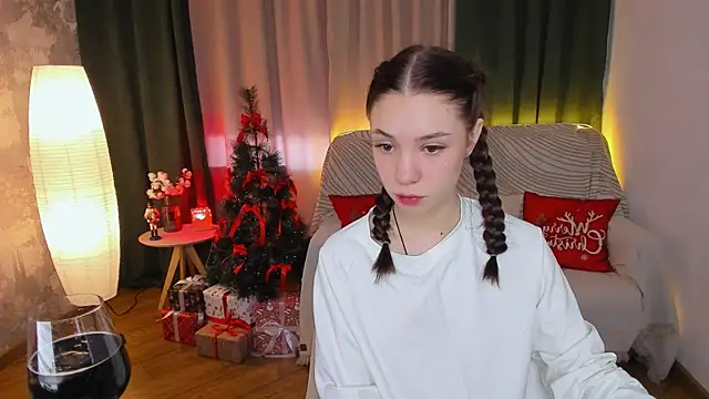 MilliBrown  online show from December 2024 07:07:01 AM