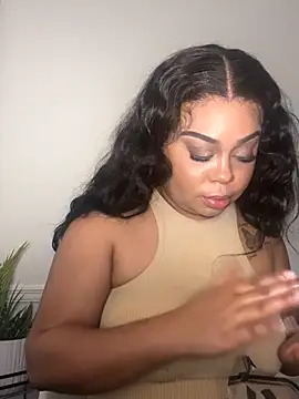 camiliaskye online show from December 2025 05:24:02 AM