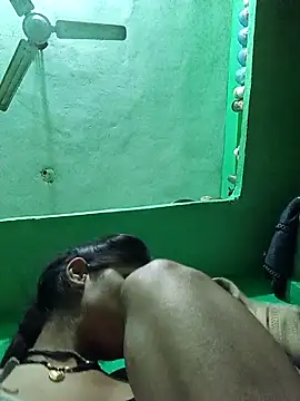 Hoty girl 143 online show from November 2025 02:55:02 AM