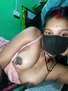 Snapshot of Hoty_girl_143 chatting on March 2026 01:01:02 AM Hoty girl 143 online show from March 2026 01:01:02 AM