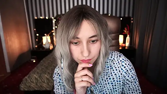 Roxy Rayy online show from January 2025 08:04:02 PM