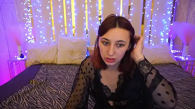 Roxy Rayy online show from March 2025 05:07:02 PM