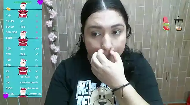 Snapshot of solyeria chatting on December 2024 08:07:02 PM solyeria online show from December 2024 08:07:02 PM