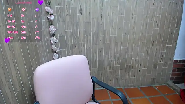 Snapshot of solyeria chatting on September 2025 01:05:02 AM solyeria online show from September 2025 01:05:02 AM