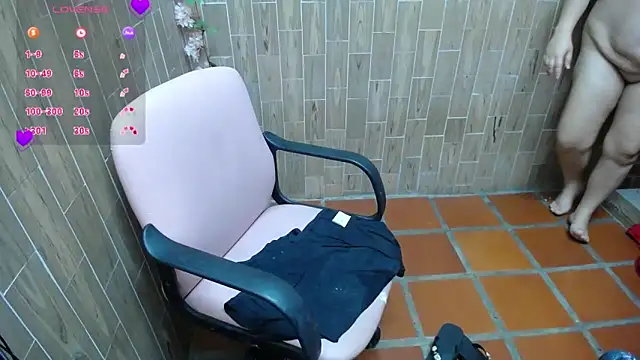 Snapshot of solyeria chatting on September 2025 02:57:02 AM solyeria online show from September 2025 02:57:02 AM