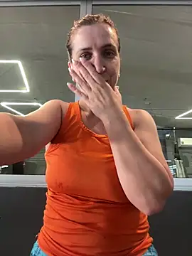 Snapshot of Bia_sexynovaes chatting on May 2026 07:00:02 PM Bia sexynovaes online show from May 2026 07:00:02 PM