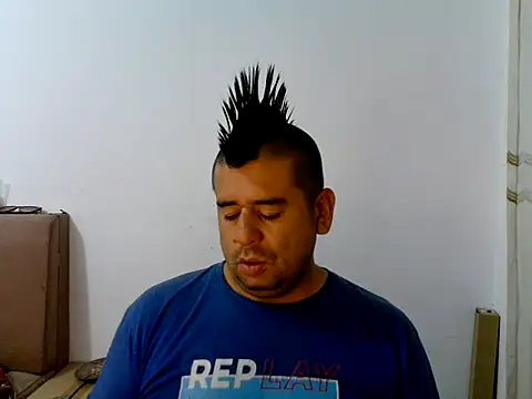 Snapshot of Joy2jordyson chatting on November 2025 08:28:02 AM Joy2jordyson online show from November 2025 08:28:02 AM