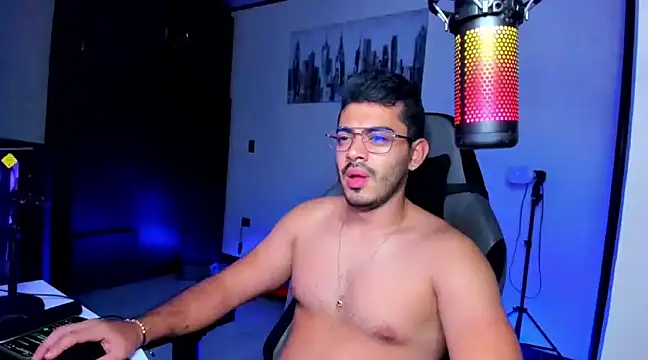 BrunoD31 online show from February 2025 11:12:02 AM