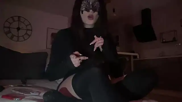 DominaCat75 online show from December 2024 01:05:01 AM