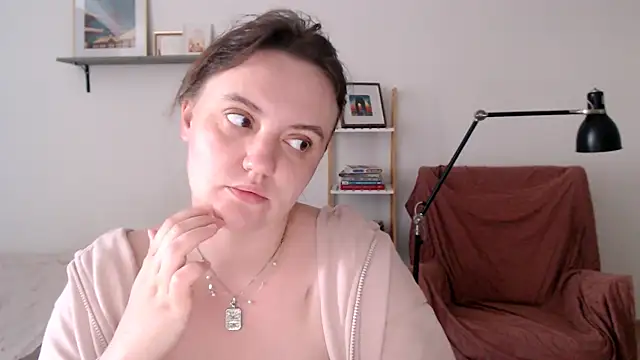 Snapshot of Lella_Ryann_ chatting on July 2026 11:47:01 AM Lella Ryann online show from July 2026 11:47:01 AM