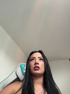 missycanoo online show from May 2026 07:32:02 PM