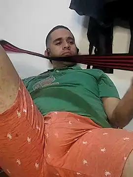 CRISTHIAN GREY01 online show from February 2025 06:40:01 PM