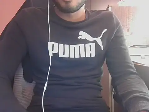 Snapshot of KissesBoyAD chatting on January 2026 05:27:02 PM KissesBoyAD online show from January 2026 05:27:02 PM