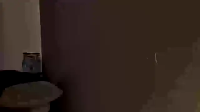 Snapshot of snowpanter chatting on February 2025 08:53:01 PM snowpanter online show from February 2025 08:53:01 PM