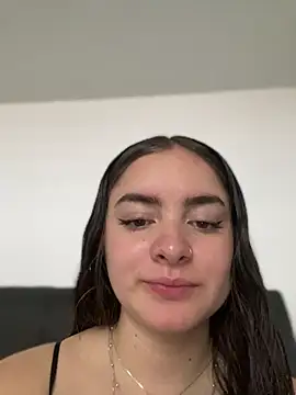 imlindapink online show from February 2025 02:49:01 PM