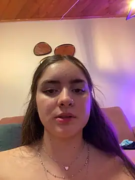 imlindapink online show from March 2025 01:05:01 AM