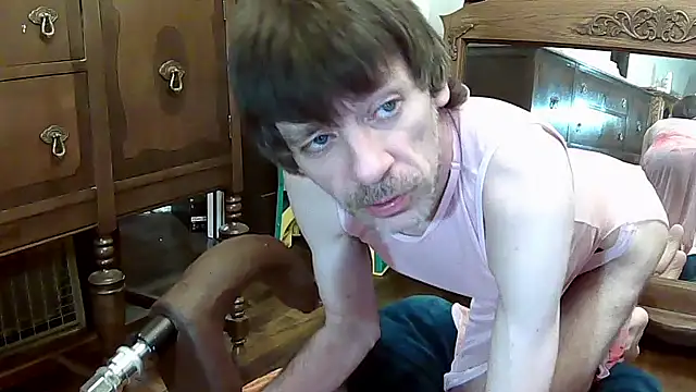 MaxJr8008 online show from October 2025 06:56:02 AM