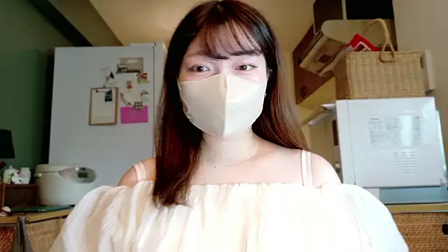  Yui  online show from September 2025 03:17:01 AM