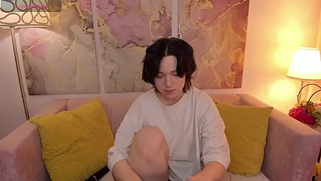 fiamoory online show from January 2025 07:48:02 AM