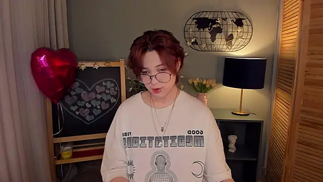 fiamoory online show from February 2025 01:29:01 AM