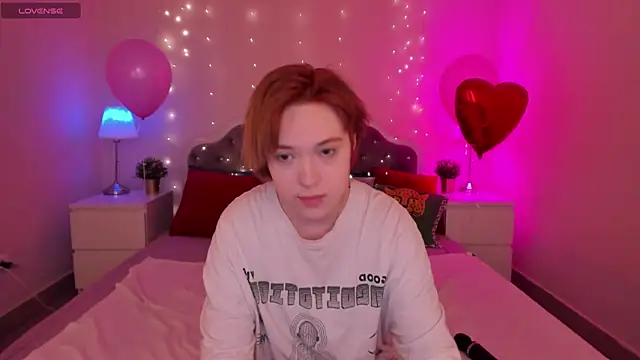 fiamoory online show from March 2025 11:25:02 AM