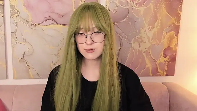 fiamoory online show from October 2025 01:28:01 AM