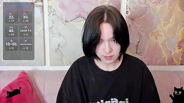 fiamoory online show from April 2026 01:23:02 AM