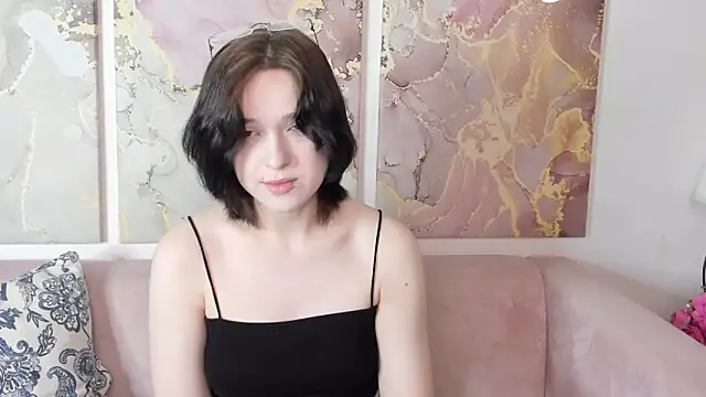 fiamoory online show from May 2026 01:25:01 AM