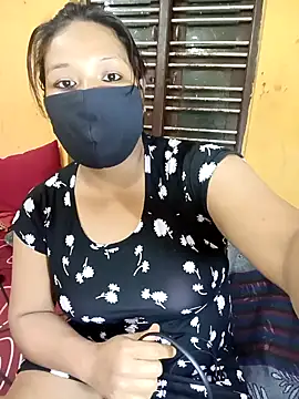 Radhikadavi879 online show from January 2025 04:04:02 PM