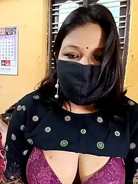 Radhikadavi879 online show from February 2025 03:15:02 AM