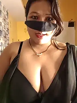 Radhikadavi879 online show from September 2025 07:25:02 PM