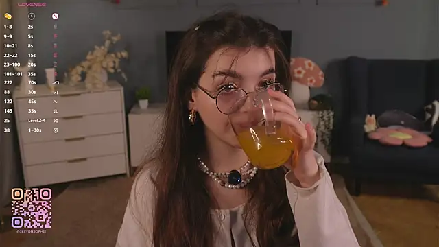 FlairEdgin online show from November 2025 07:13:01 PM