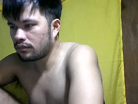 Snapshot of HairyHottestpinoyHandsome chatting on June 2026 08:17:01 AM HairyHottestpinoyHandsome online show from June 2026 08:17:01 AM