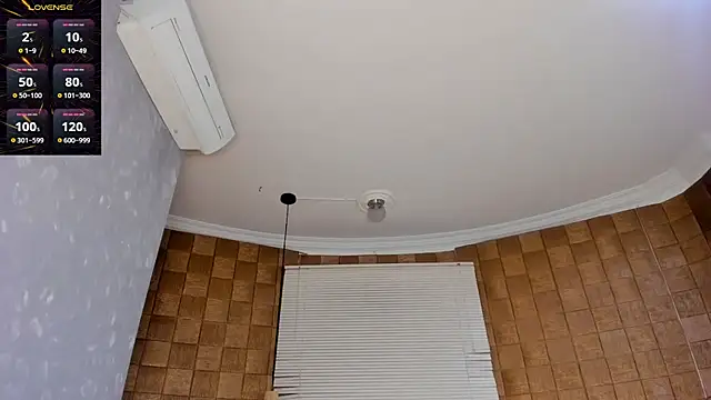 TOWERS21  online show from February 2025 11:04:02 PM