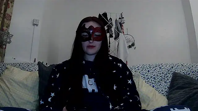 LexiSnowUK online show from January 2026 09:42:01 PM