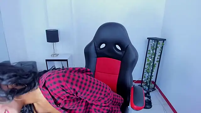 Strella ferrera online show from March 2025 05:49:02 AM