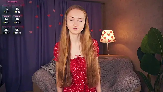 EsmaCarll online show from February 2025 08:38:02 PM