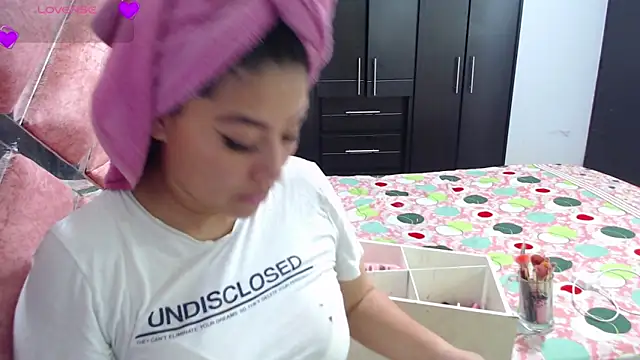 moan sex2 online show from April 2026 04:17:01 AM