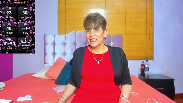 Snapshot of Angelina_Stone_65 chatting on January 2025 10:41:02 PM Angelina Stone 65 online show from January 2025 10:41:02 PM