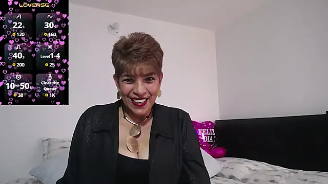 Snapshot of Angelina_Stone_65 chatting on February 2025 08:06:02 PM Angelina Stone 65 online show from February 2025 08:06:02 PM