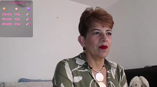 Snapshot of Angelina_Stone_65 chatting on February 2025 09:32:02 PM Angelina Stone 65 online show from February 2025 09:32:02 PM