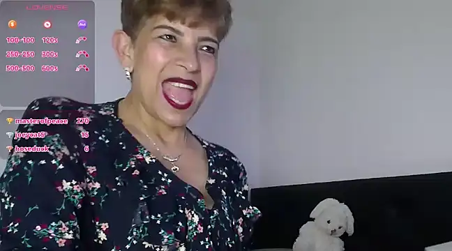 Snapshot of Angelina_Stone_65 chatting on February 2025 11:58:02 PM Angelina Stone 65 online show from February 2025 11:58:02 PM