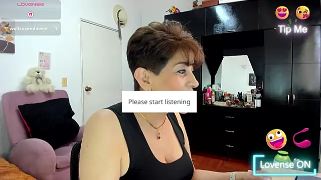 Snapshot of Angelina_Stone_65 chatting on November 2025 04:29:01 PM Angelina Stone 65 online show from November 2025 04:29:01 PM